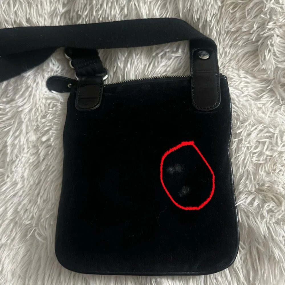 Juicy Couture Y2K Black Velour Crossbody Bag – 2011 Vintage Pink Sparkles - Picture 12 of 16